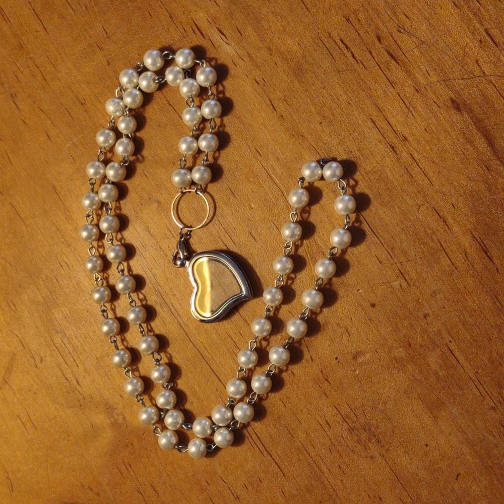 Origami Owl Necklace with Heart